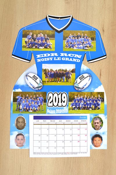 calendrier mural personnalisé pas cher, calendrier personnalisable forme maillot de foot