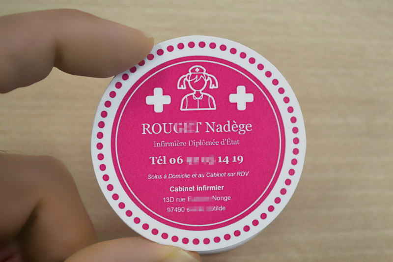 Comment personnaliser sa carte de visite ronde ?